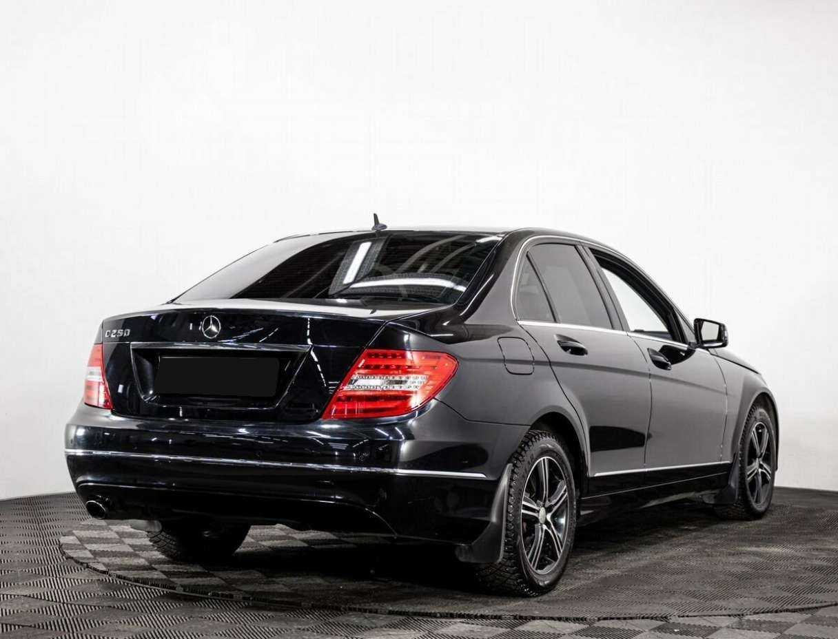 Купить Mercedes-Benz C-Класс с пробегом. Фото: #5