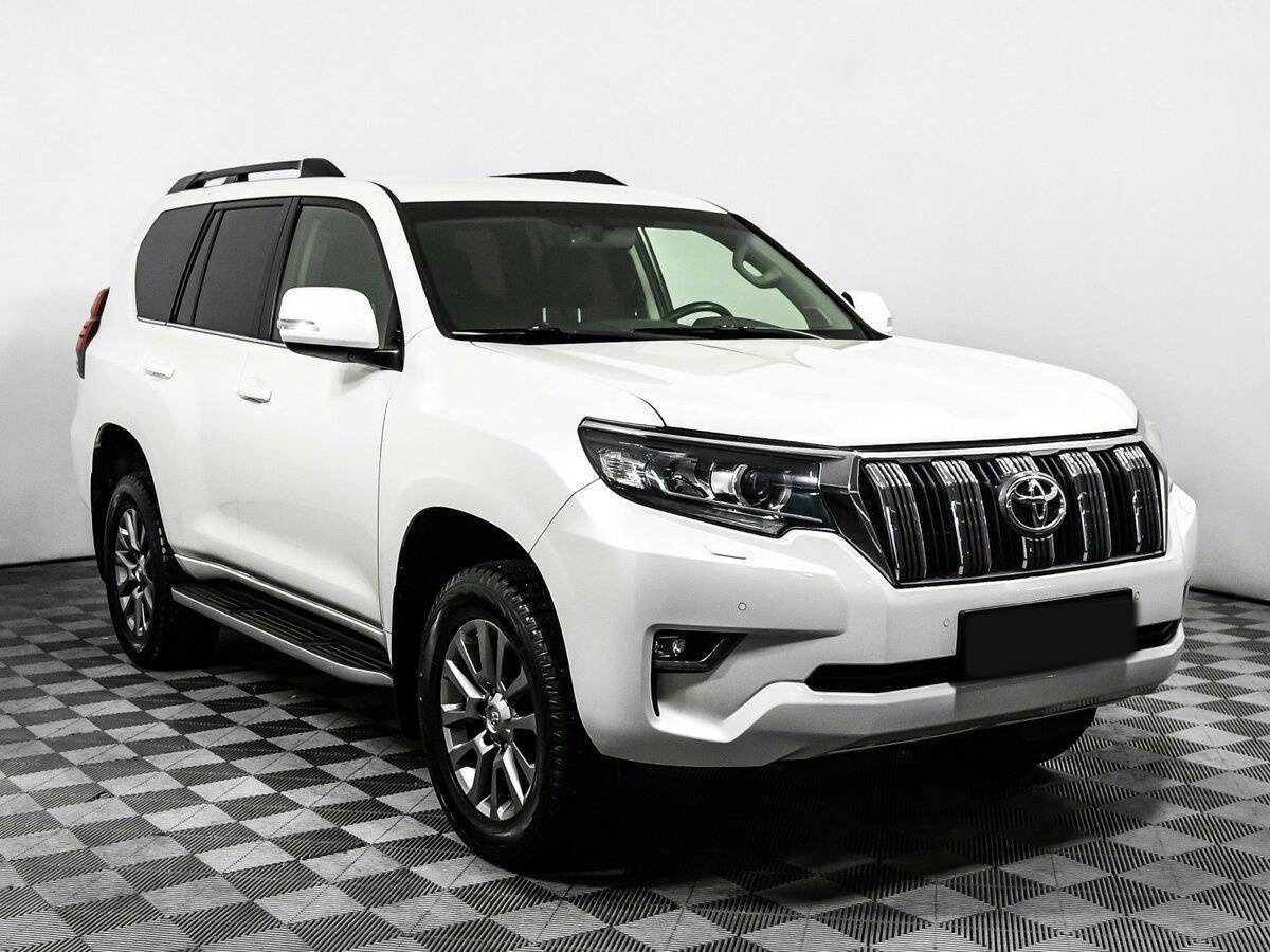 Купить Toyota Land Cruiser Prado с пробегом. Фото: #2