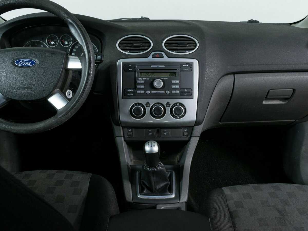 Купить Ford Focus с пробегом. Фото: #7