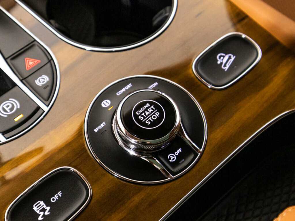 Купить Bentley Bentayga с пробегом. Фото: #21