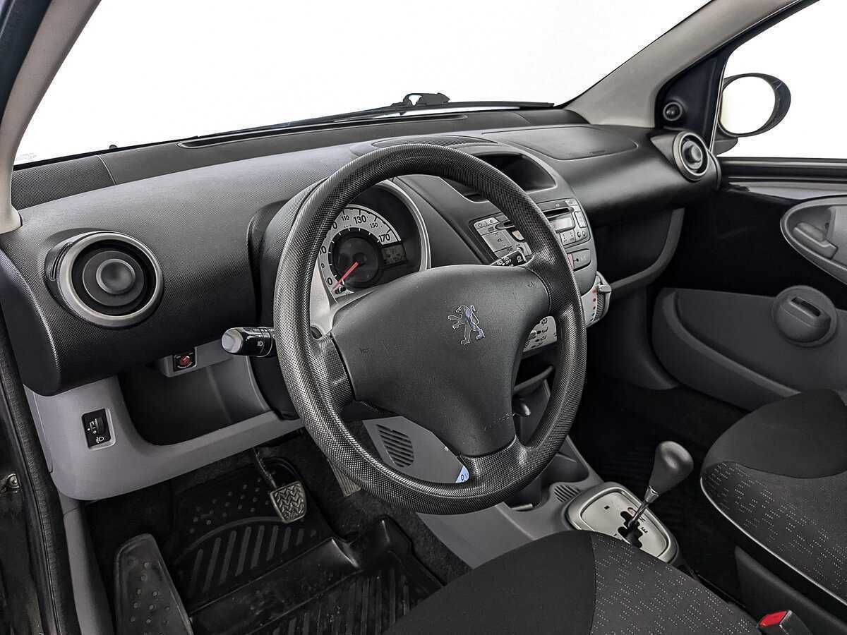 Купить Peugeot 107 с пробегом. Фото: #12