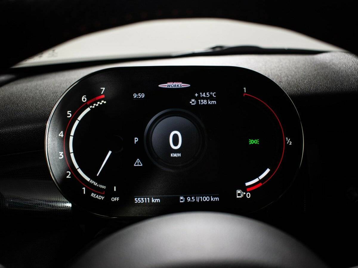Купить Mini Hatch с пробегом. Фото: #11