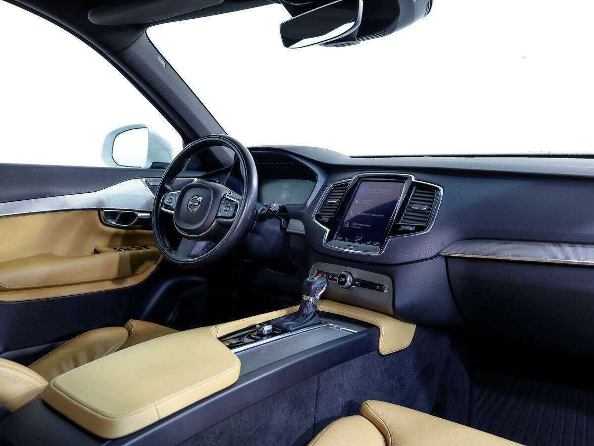 Купить Volvo XC90 с пробегом. Фото: #6