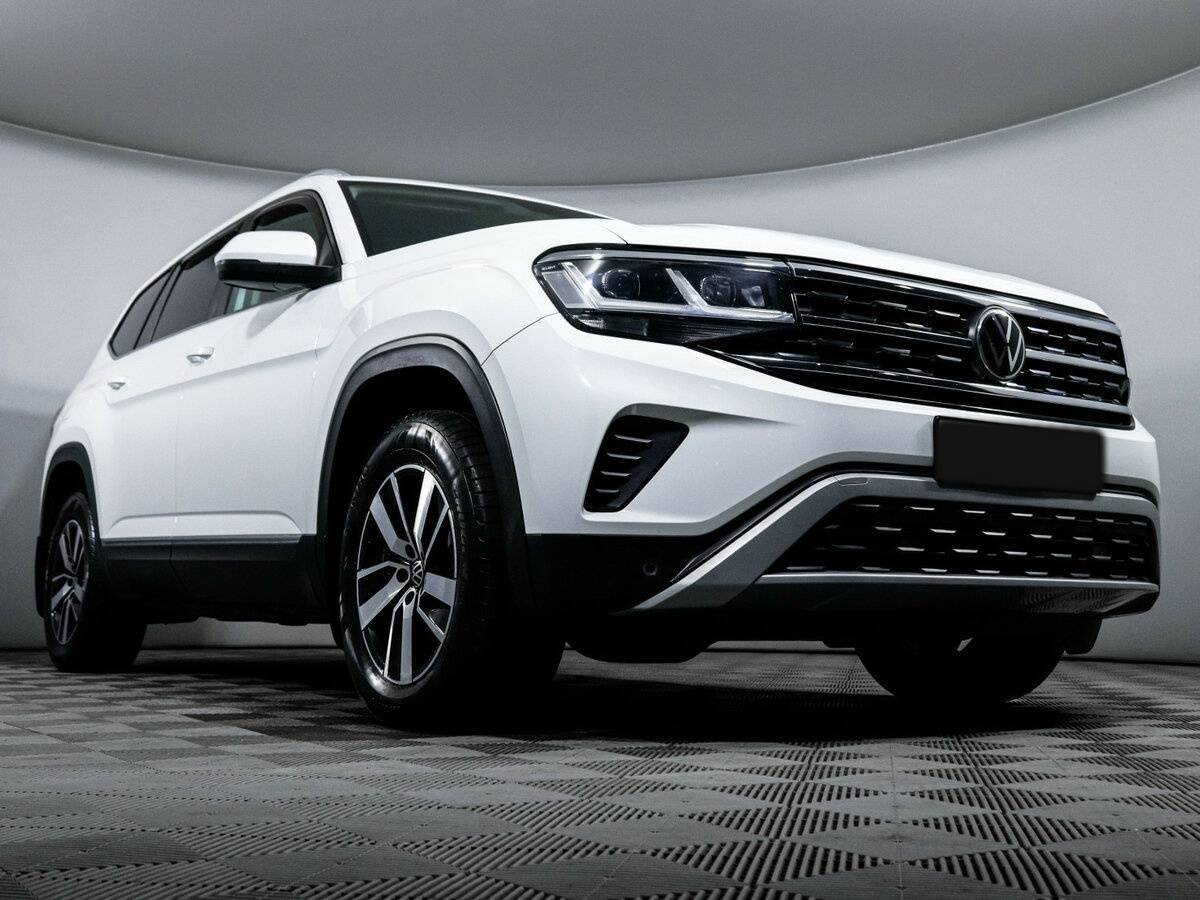 Купить Volkswagen Teramont с пробегом. Фото: #18