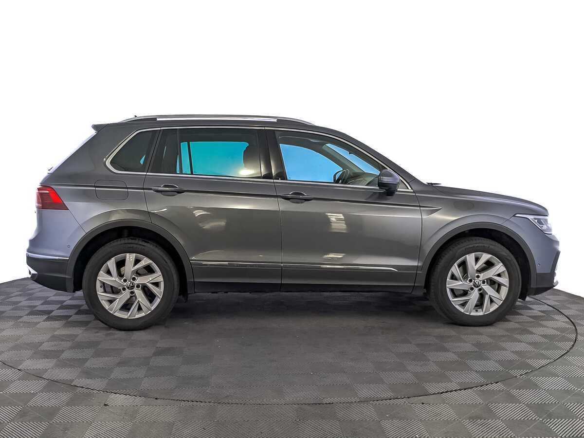 Купить Volkswagen Tiguan с пробегом. Фото: #3