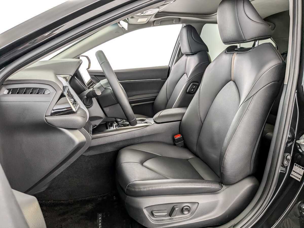 Купить Toyota Camry с пробегом. Фото: #14