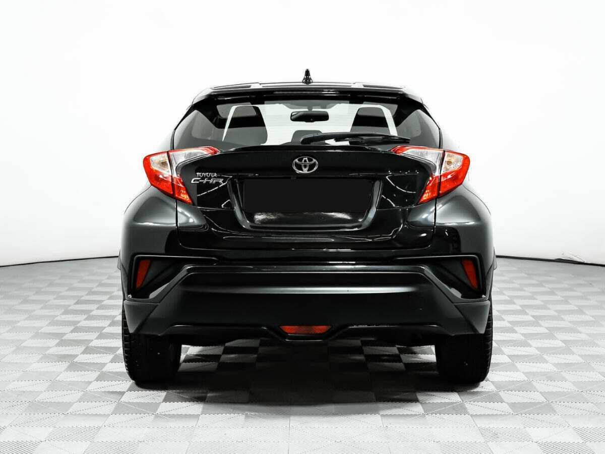Купить Toyota C-HR с пробегом. Фото: #5