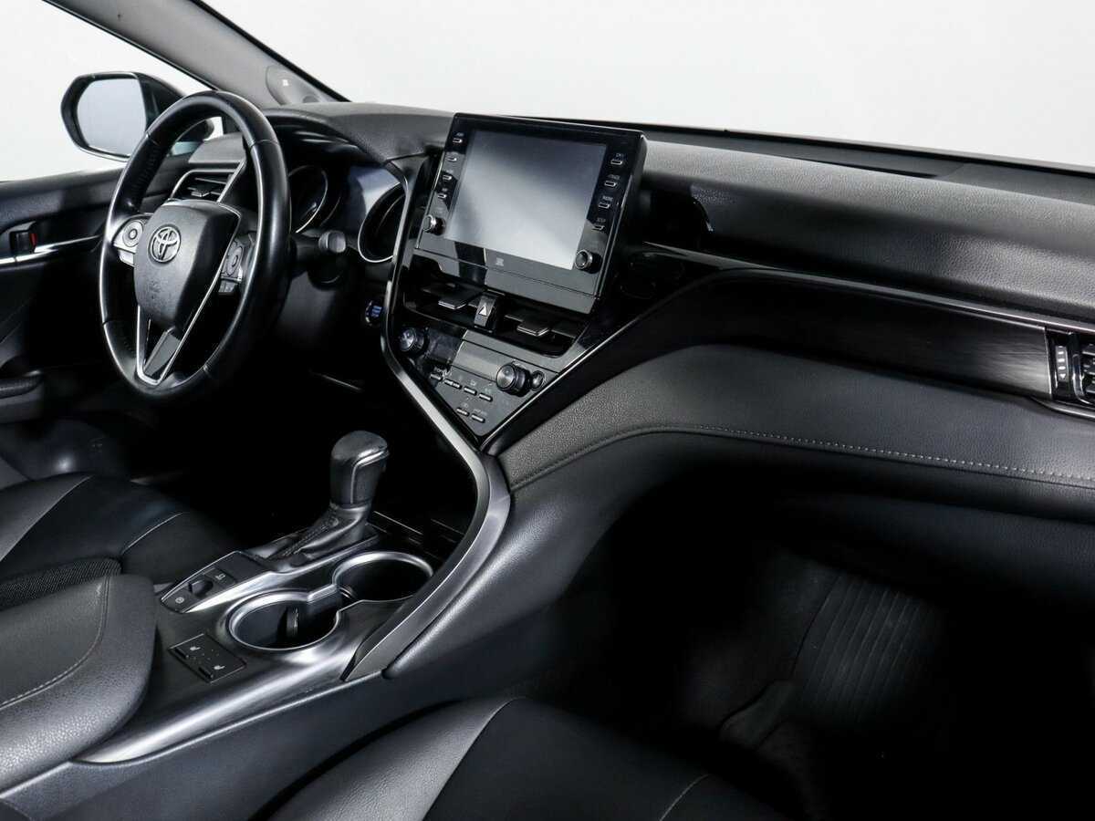 Купить Toyota Camry с пробегом. Фото: #8