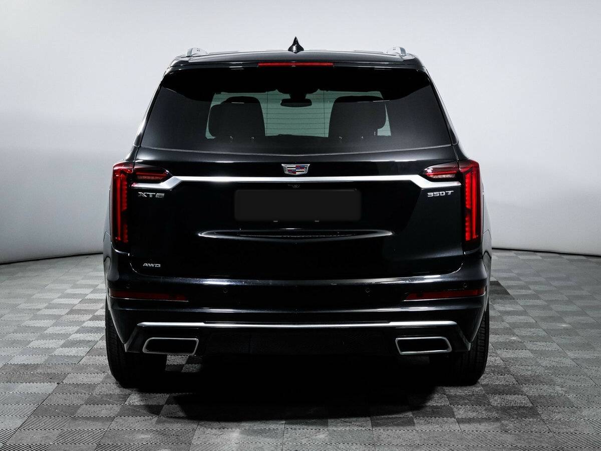Купить Cadillac XT6 с пробегом. Фото: #3