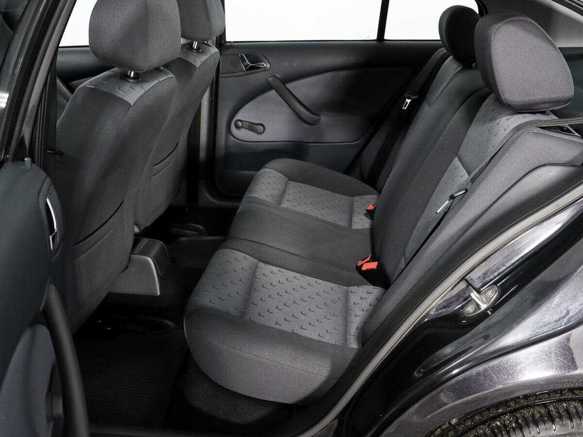Купить Skoda Octavia с пробегом. Фото: #9