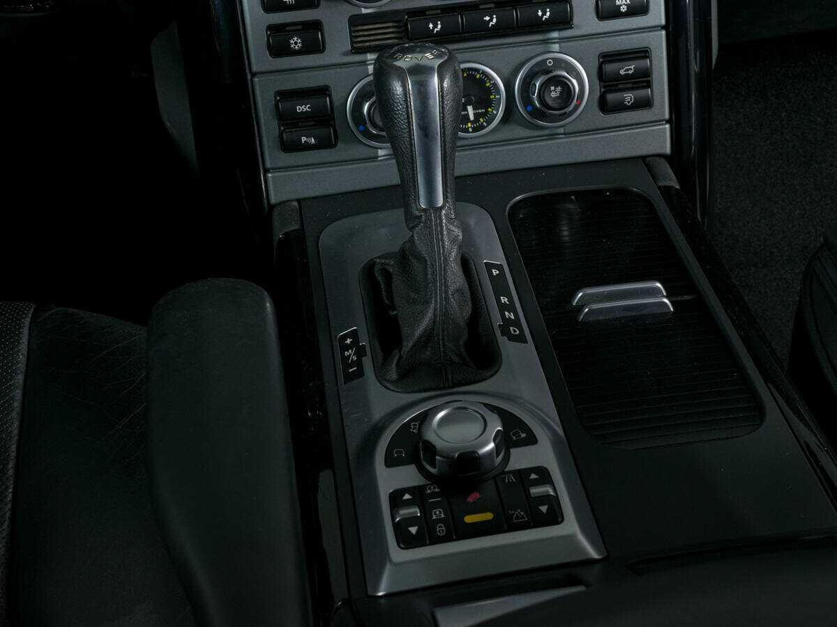 Купить Land Rover Range Rover с пробегом. Фото: #17
