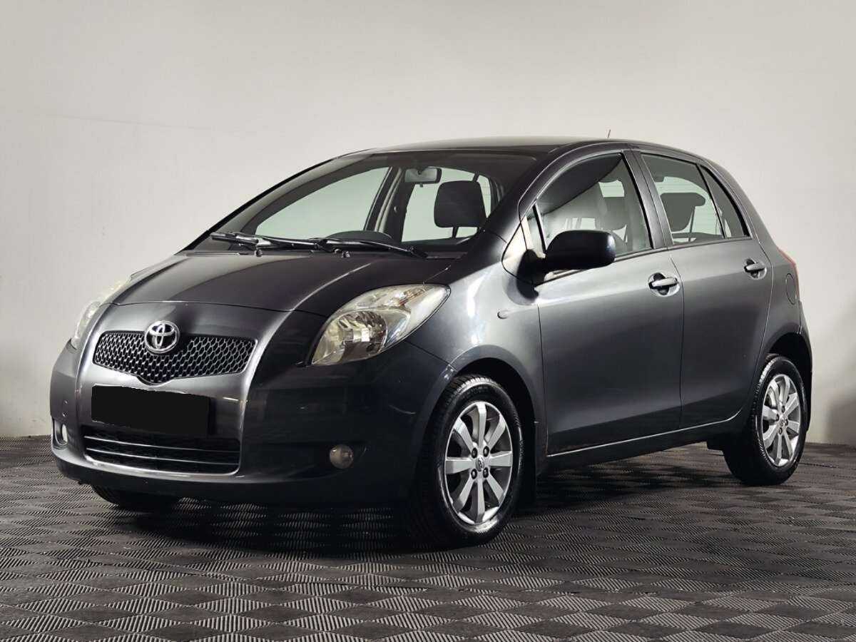 Купить Toyota Yaris с пробегом. Посмотреть фото