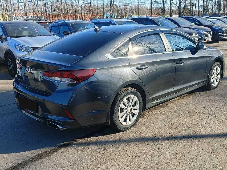 Купить Hyundai Sonata с пробегом. Фото: #3
