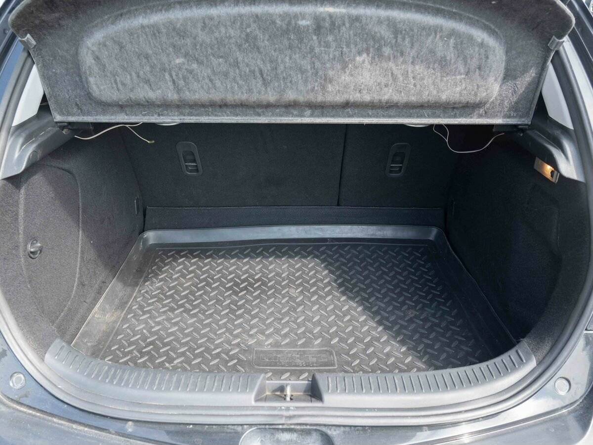 Купить Mazda 3 с пробегом. Фото: #21