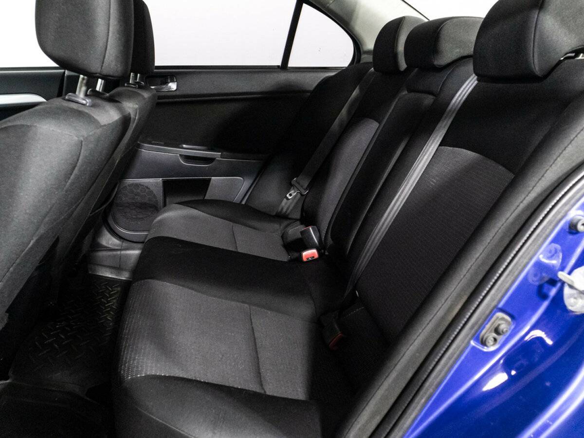 Купить Mitsubishi Lancer с пробегом. Фото: #9