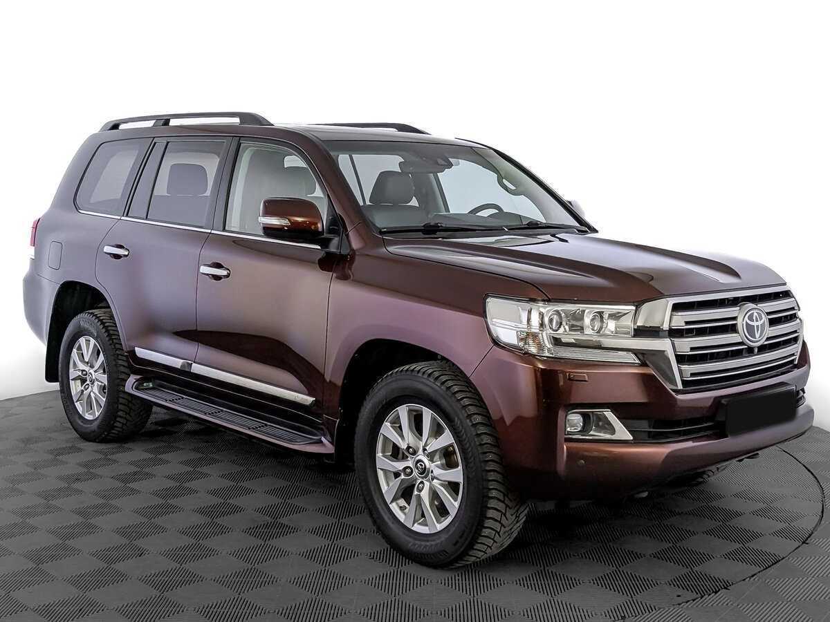 Купить Toyota Land Cruiser с пробегом. Фото: #2