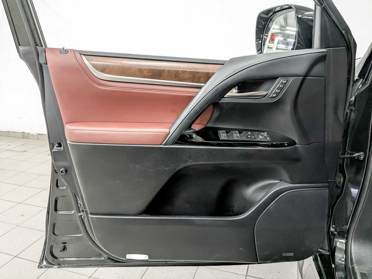 Купить Lexus LX с пробегом. Фото: #18