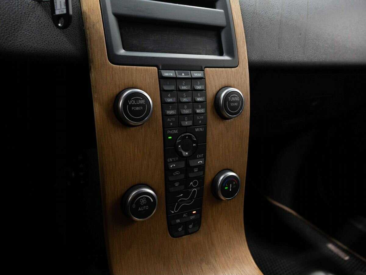 Купить Volvo V50 с пробегом. Фото: #17