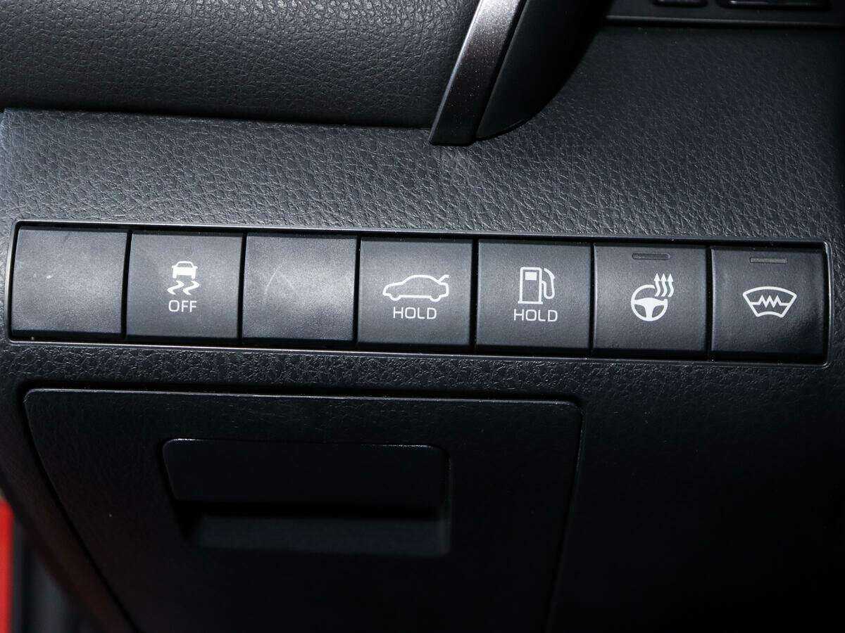 Купить Toyota Camry с пробегом. Фото: #20