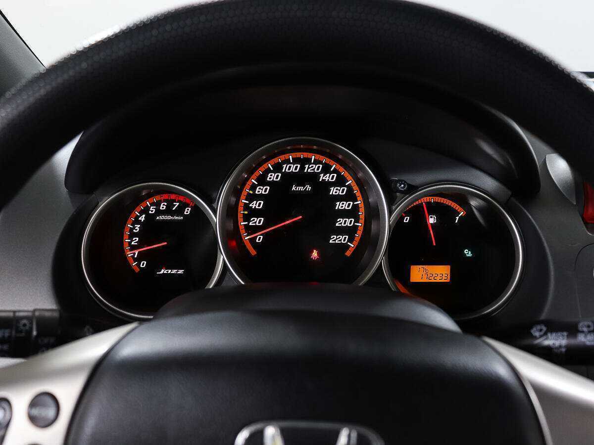 Купить Honda Jazz с пробегом. Фото: #8