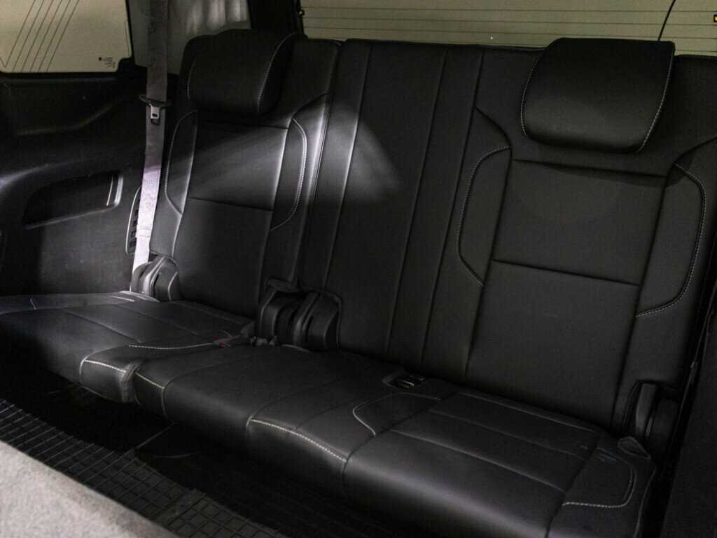 Купить Chevrolet Tahoe с пробегом. Фото: #18