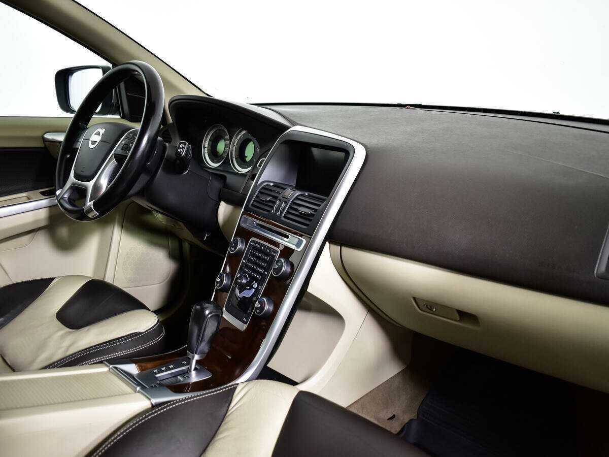 Купить Volvo XC60 с пробегом. Фото: #8