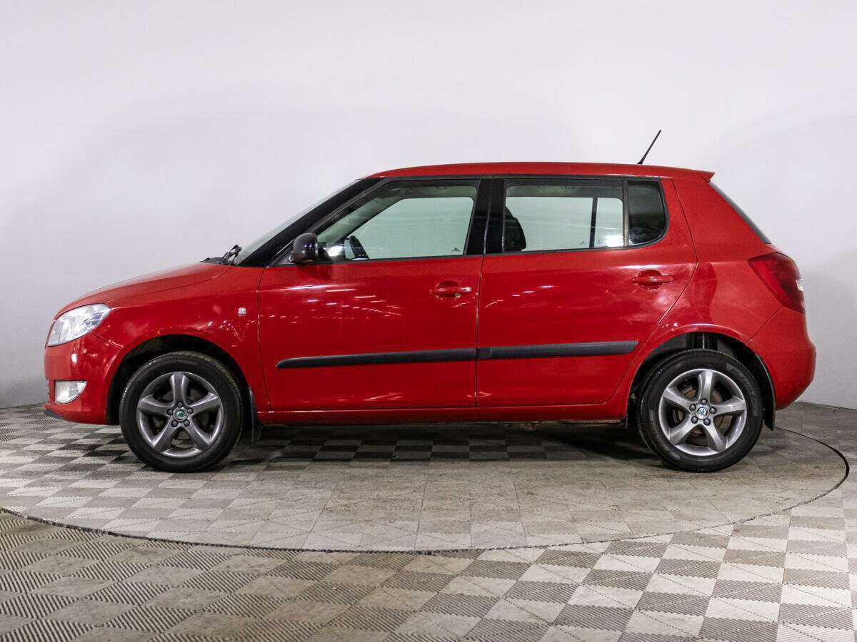 Купить Skoda Fabia с пробегом. Фото: #6