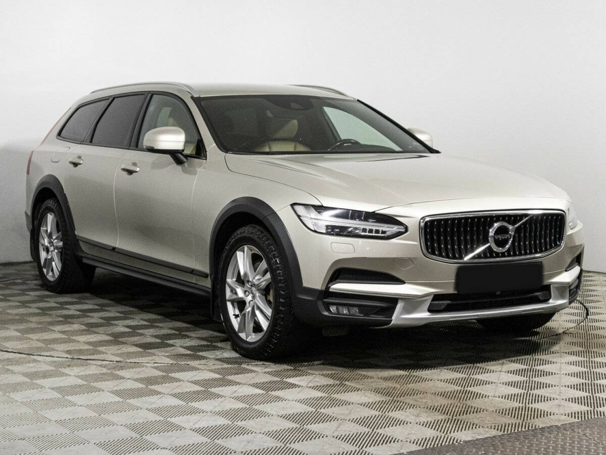 Купить Volvo V90 Cross Country с пробегом. Фото: #2