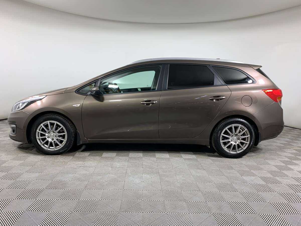 Купить Kia Ceed с пробегом. Фото: #7