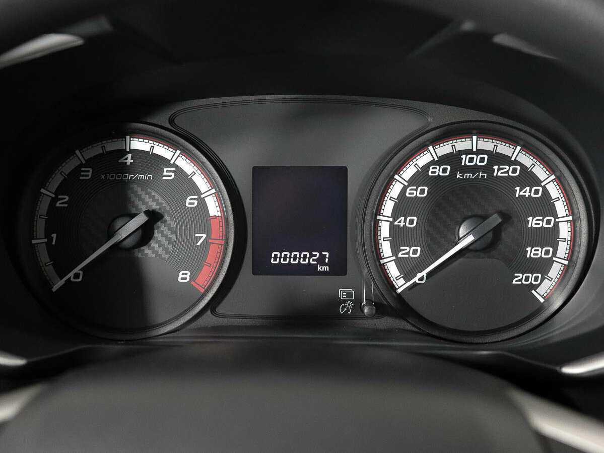 Купить Mitsubishi Xpander с пробегом. Фото: #7