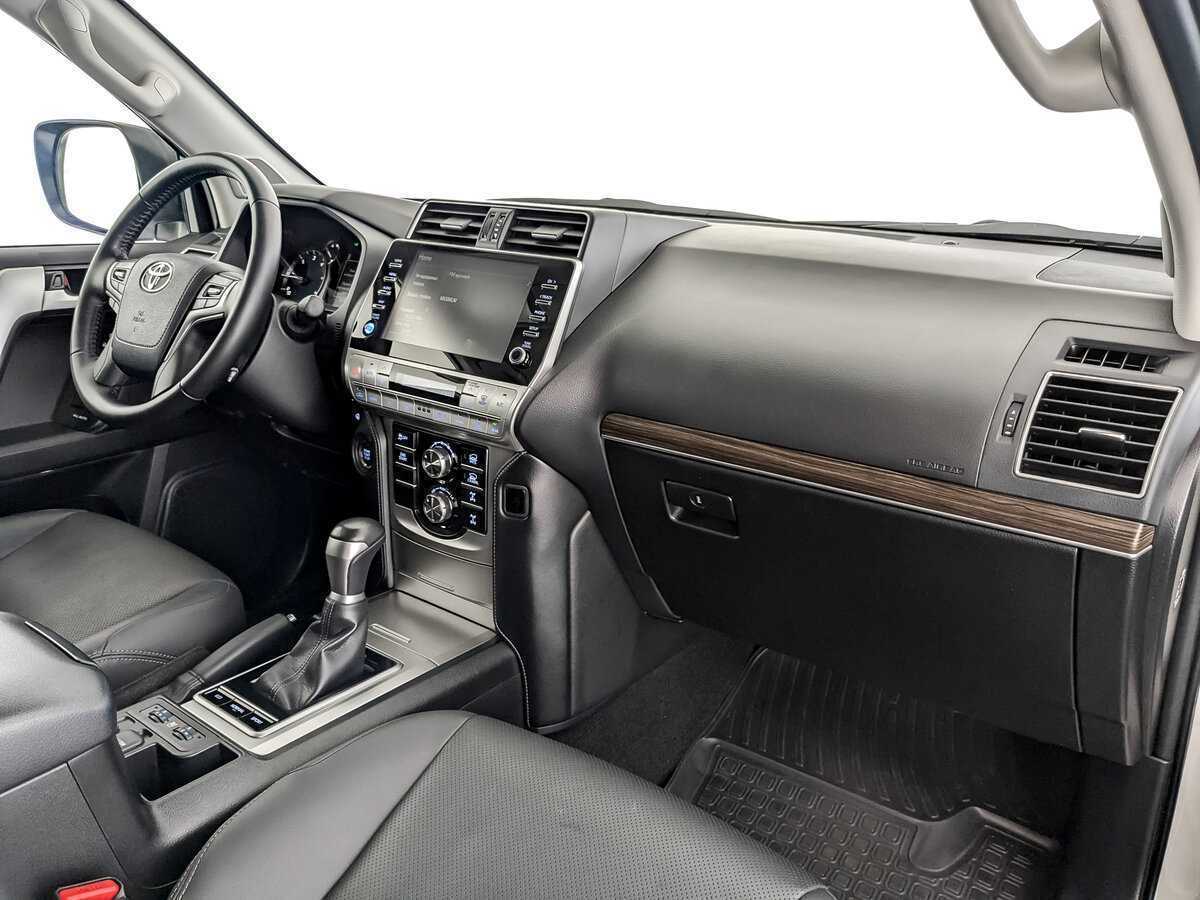 Купить Toyota Land Cruiser Prado с пробегом. Фото: #10