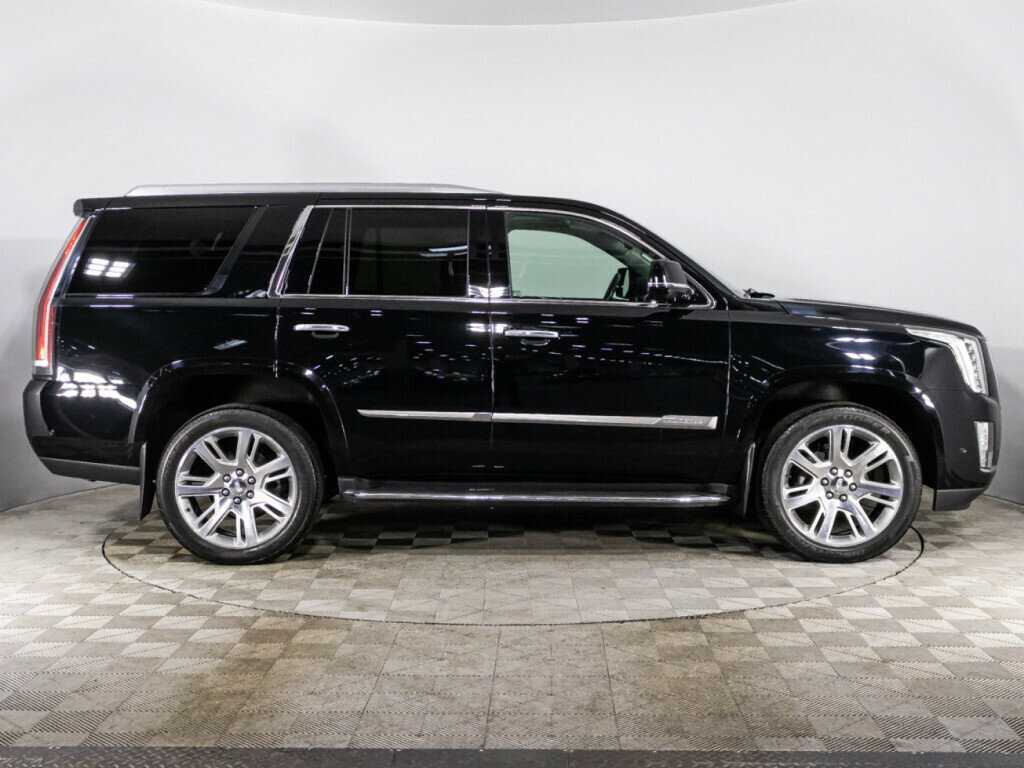 Купить Cadillac Escalade с пробегом. Фото: #3