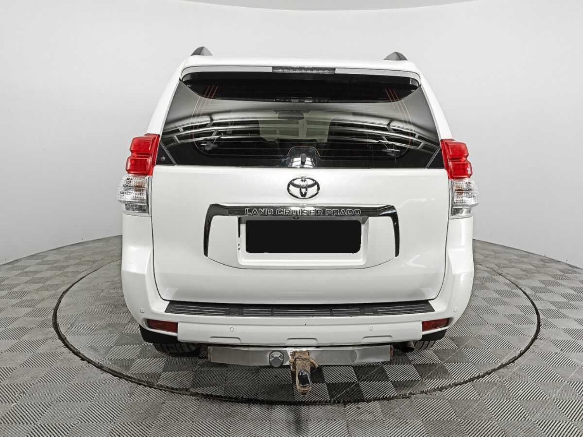 Купить Toyota Land Cruiser Prado с пробегом. Фото: #4