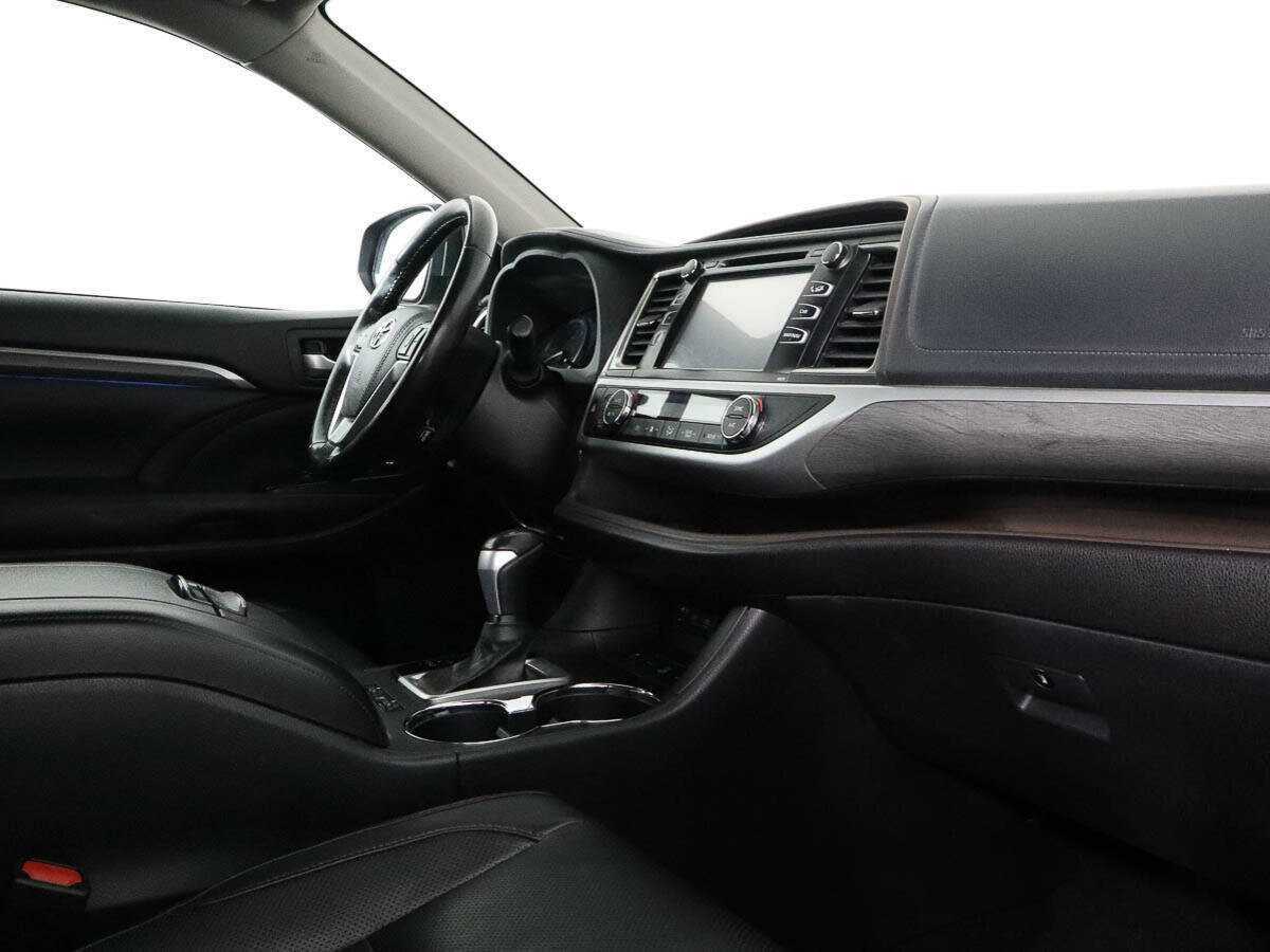 Купить Toyota Highlander с пробегом. Фото: #6