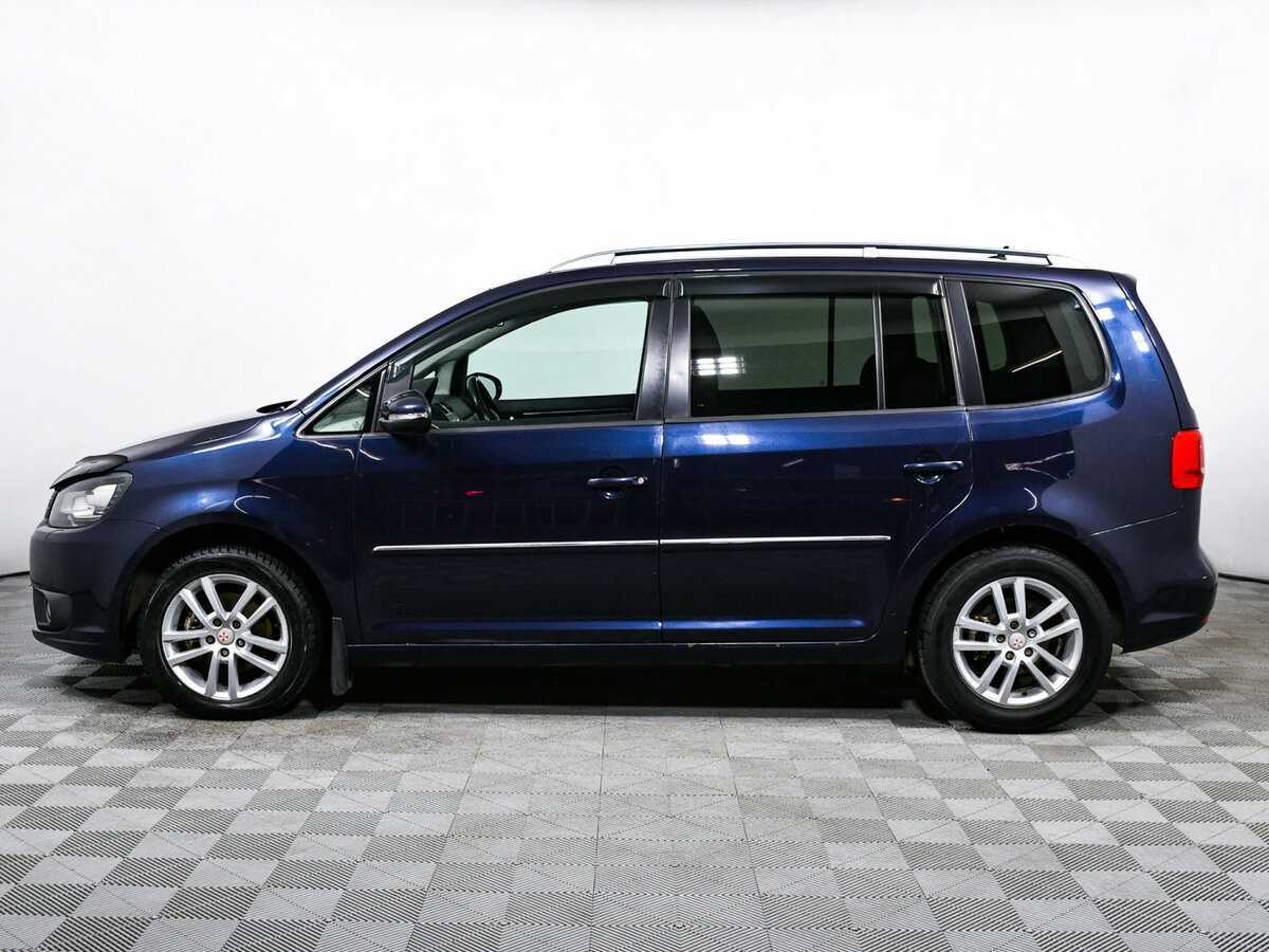 Купить Volkswagen Touran с пробегом. Фото: #7