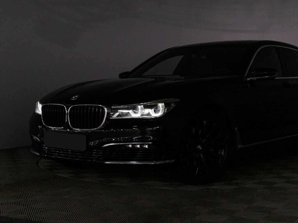 Купить BMW 7 серии с пробегом. Фото: #30