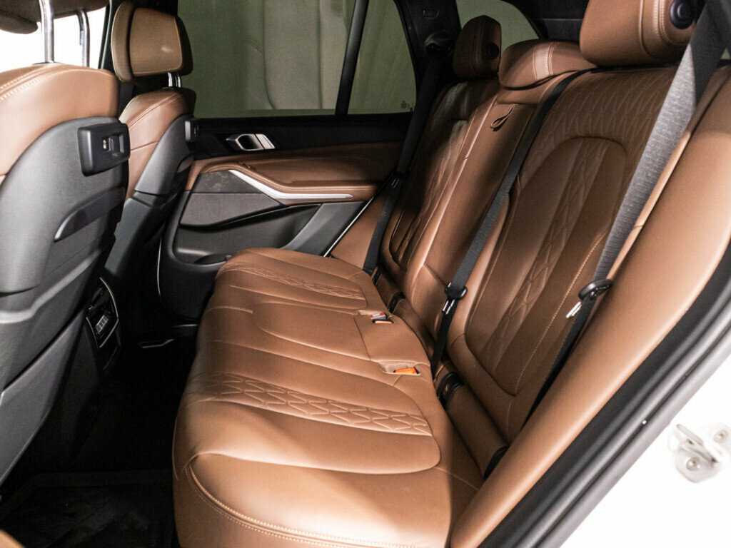 Купить BMW X5 с пробегом. Фото: #9