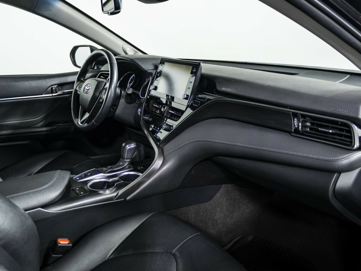 Купить Toyota Camry с пробегом. Фото: #6