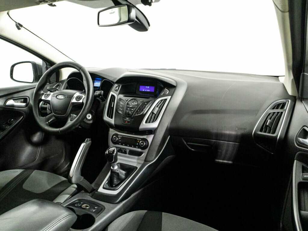 Купить Ford Focus с пробегом. Фото: #8