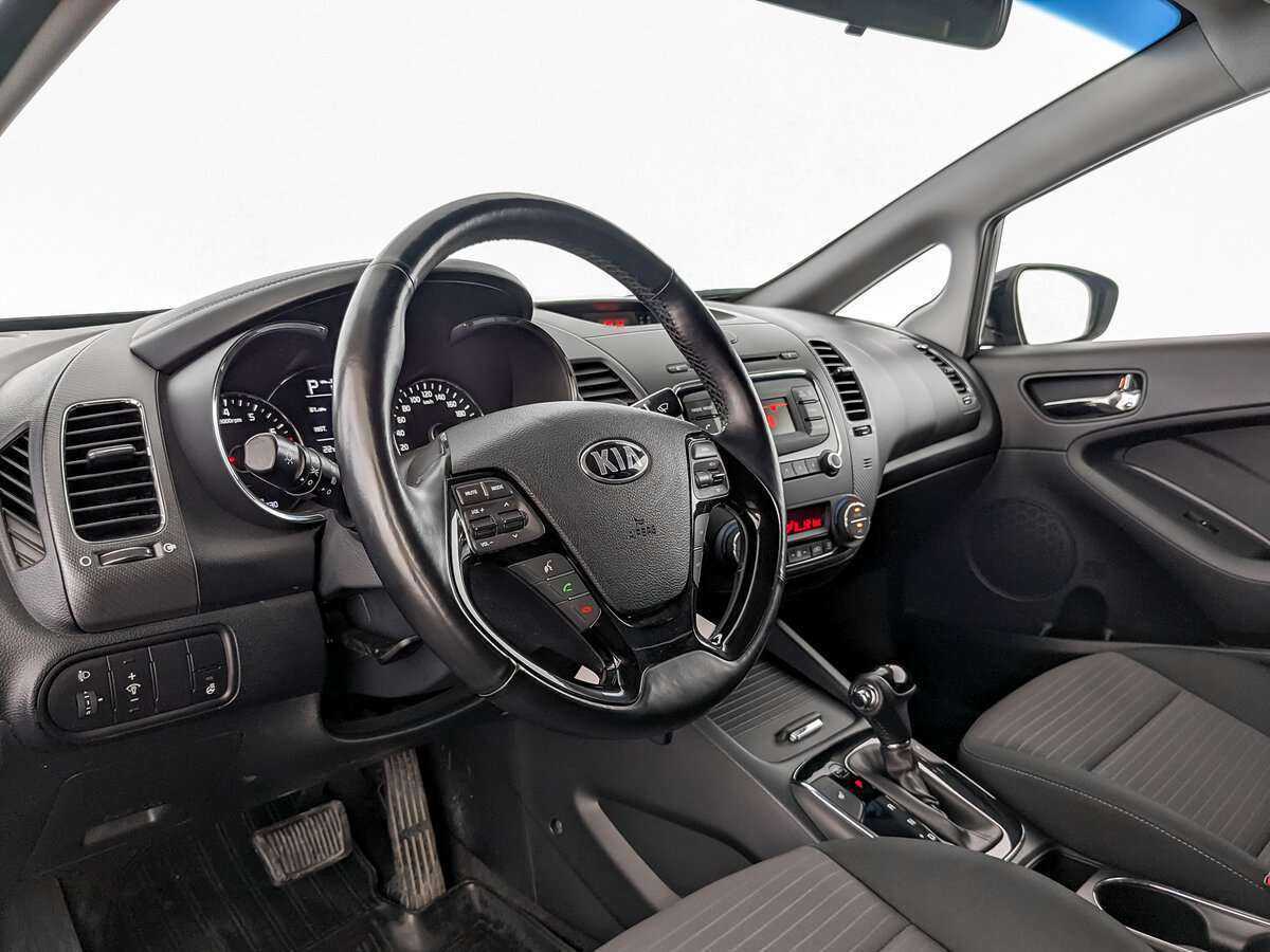Купить Kia Cerato с пробегом. Фото: #13