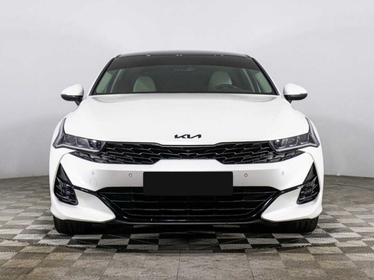 Купить Kia K5 с пробегом. Фото: #1