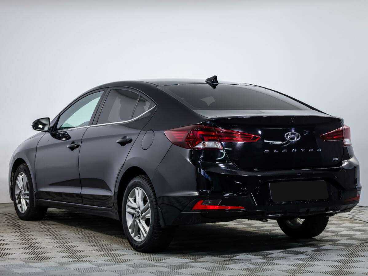 Купить Hyundai Elantra с пробегом. Фото: #5