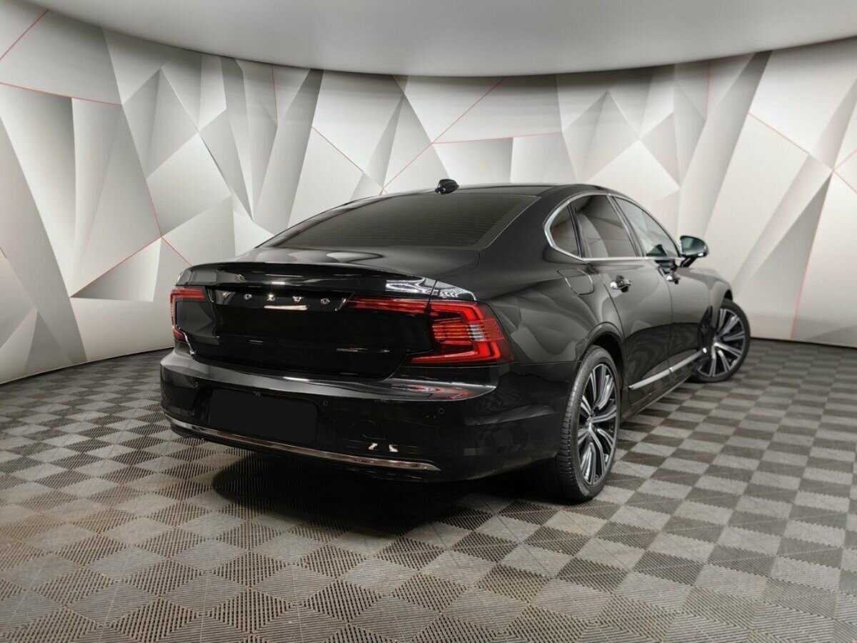 Купить Volvo S90 с пробегом. Фото: #1