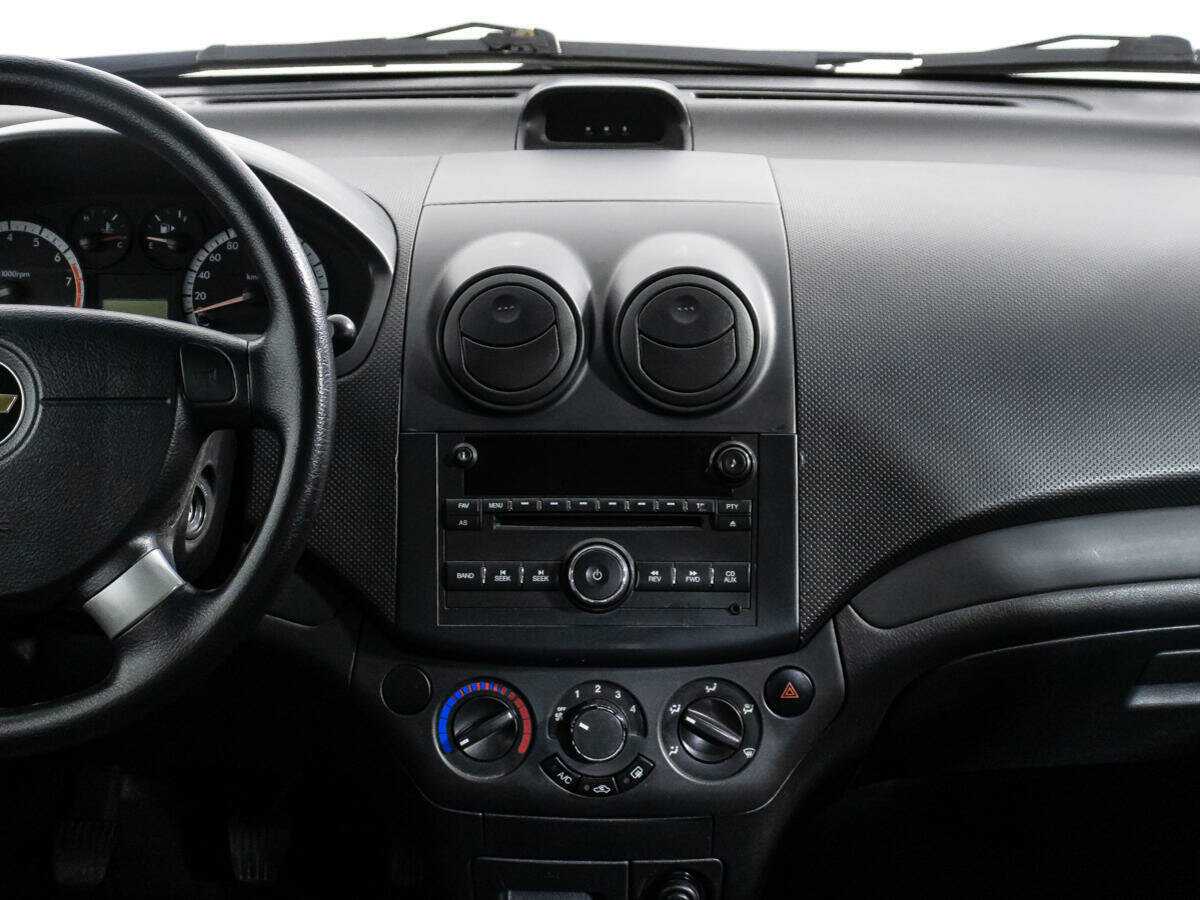 Купить Chevrolet Aveo с пробегом. Фото: #13