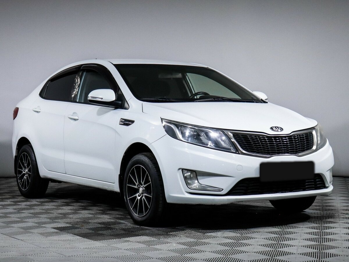 Купить Kia Rio с пробегом. Фото: #2