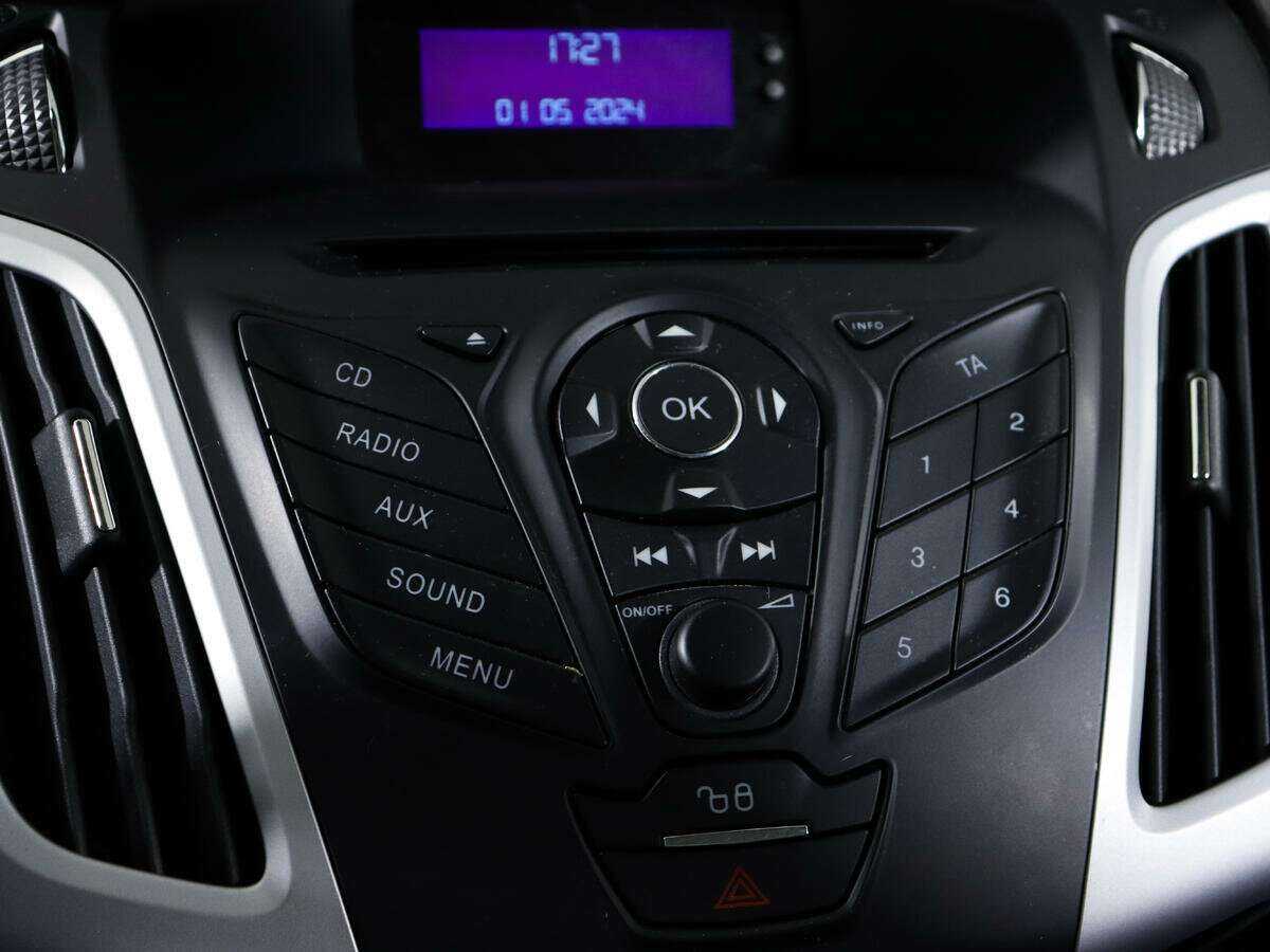 Купить Ford Focus с пробегом. Фото: #14