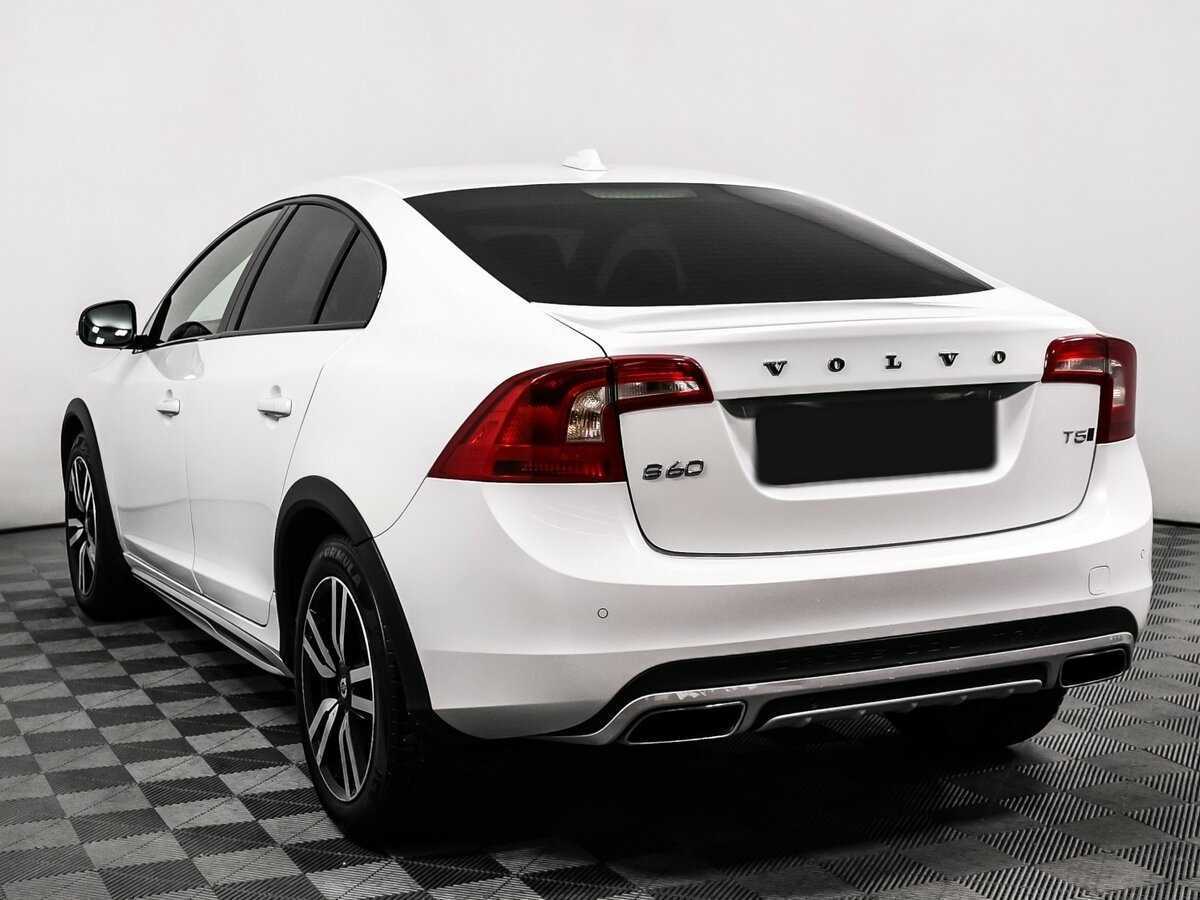 Купить Volvo S60 Cross Country с пробегом. Фото: #6