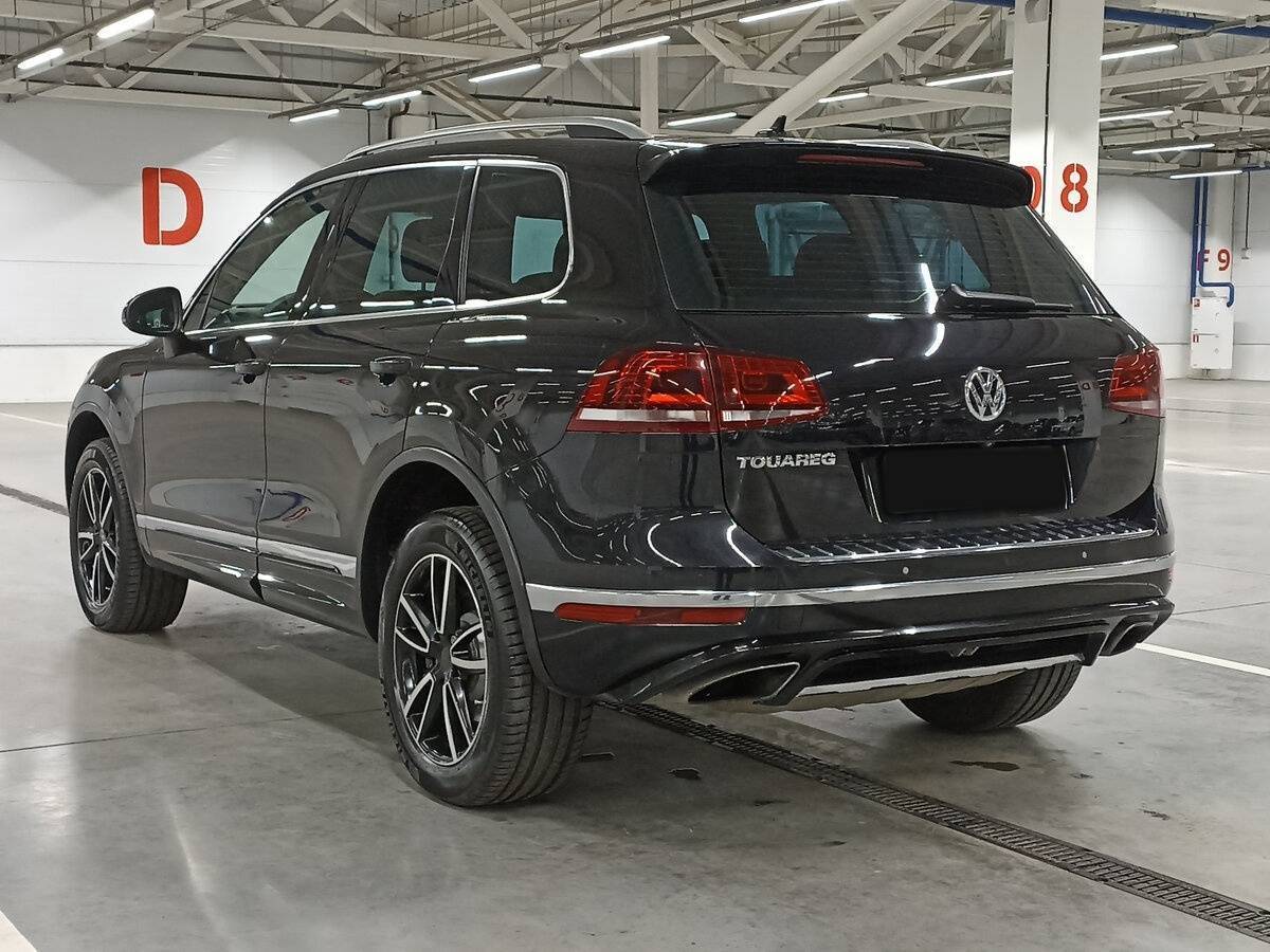Купить Volkswagen Touareg с пробегом. Фото: #6
