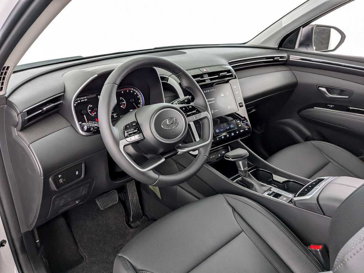 Купить Hyundai Tucson с пробегом. Фото: #13