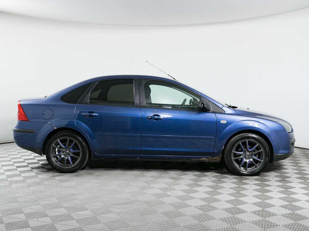 Купить Ford Focus с пробегом. Фото: #3